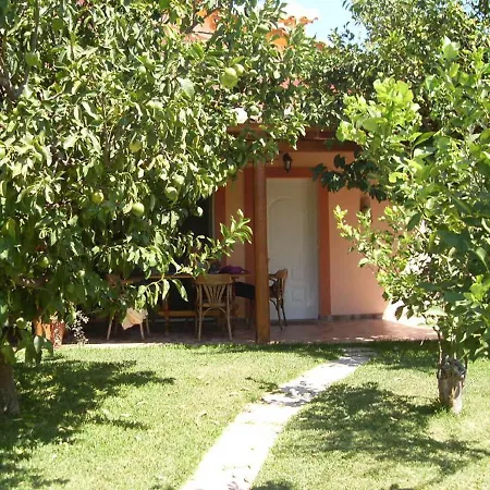 Le Jardin De Temeni Apartment Aigio Exterior photo