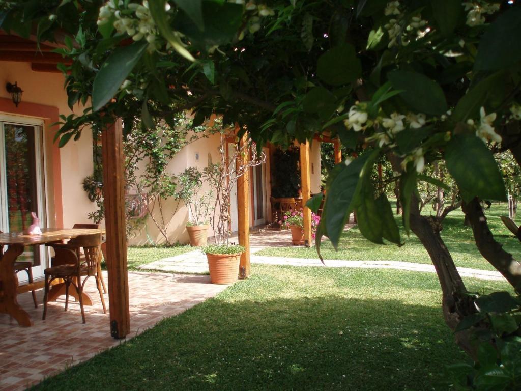 Le Jardin De Temeni Apartment *