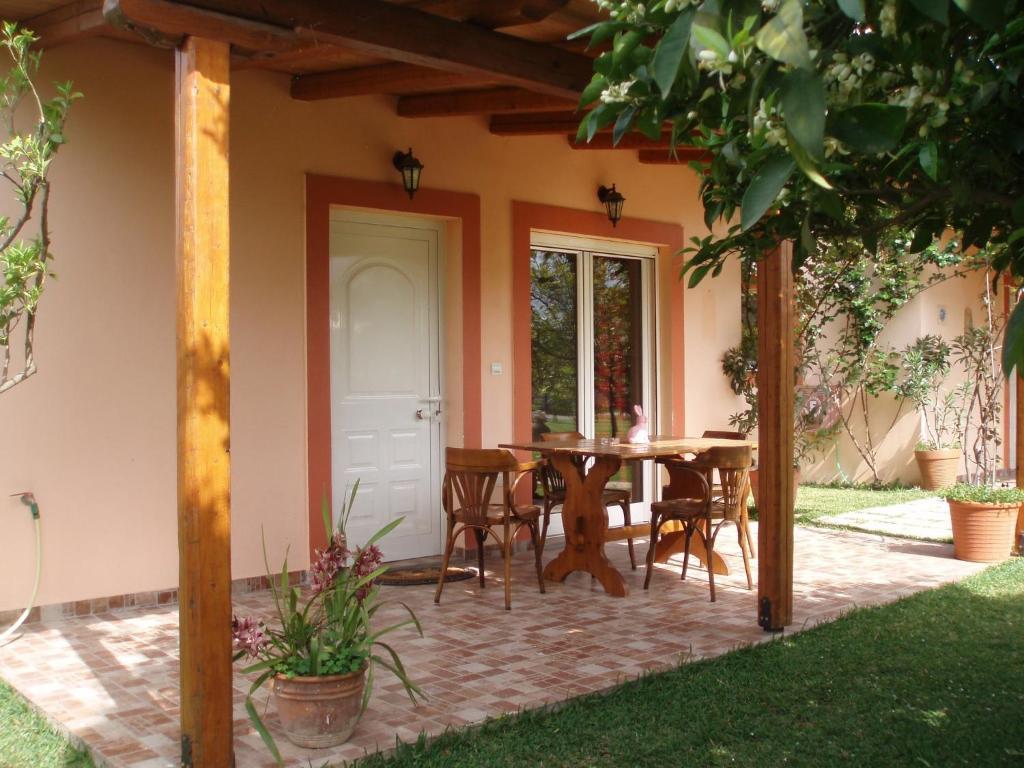 Le Jardin De Temeni Apartment